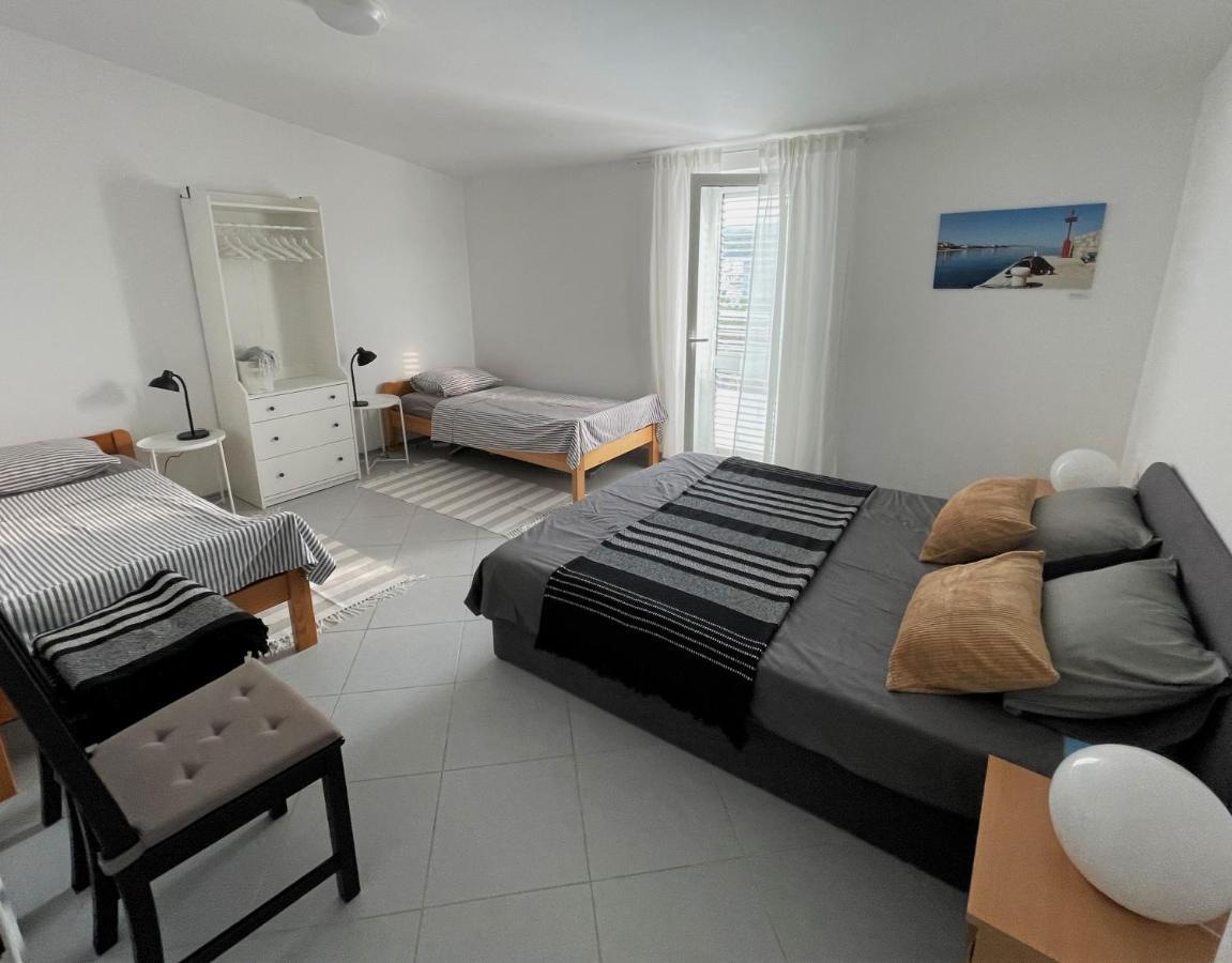Apartment Vucic Ražanac Eksteriør billede